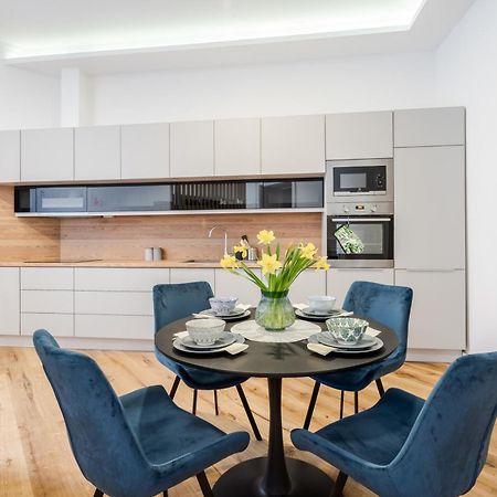 בודפשט Bpr Kyanit Design Apartments With A/C מראה חיצוני תמונה