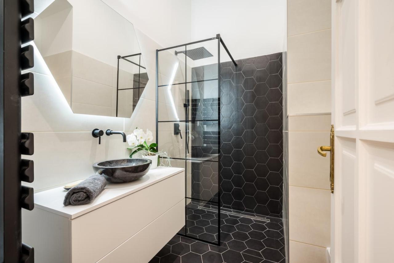בודפשט Bpr Kyanit Design Apartments With A/C מראה חיצוני תמונה
